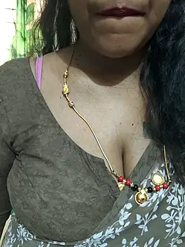 Snapshot of Spoorthi6_Kannada_Telugu chatting on 11-06-25, 04:57 Spoorthi6 Kannada Telugu online show from 11-06-25, 04:57