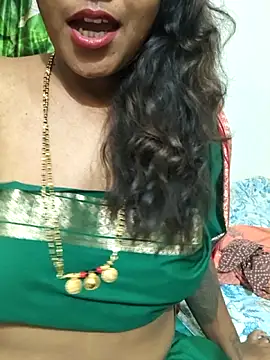 Snapshot of Spoorthi6_Kannada_Telugu chatting on 12-17-25, 04:35 Spoorthi6 Kannada Telugu online show from 12-17-25, 04:35