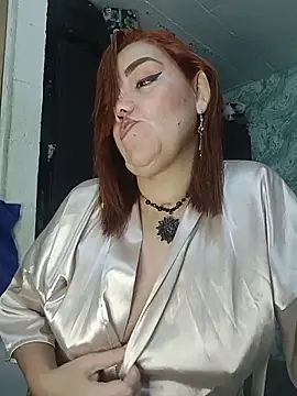 MayaLuna1 online show from 12-17-25, 03:29