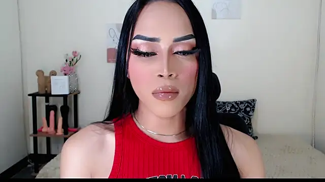 Snapshot of Lessandra_Lust chatting on 10-05-25, 11:02 Lessandra Lust online show from 10-05-25, 11:02