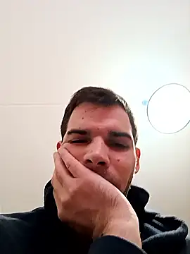 Snapshot of Michael9134 chatting on 12-03-25, 09:18 Michael9134 online show from 12-03-25, 09:18