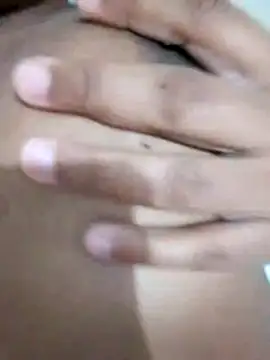 nessinha12 online show from 11-24-25, 10:31