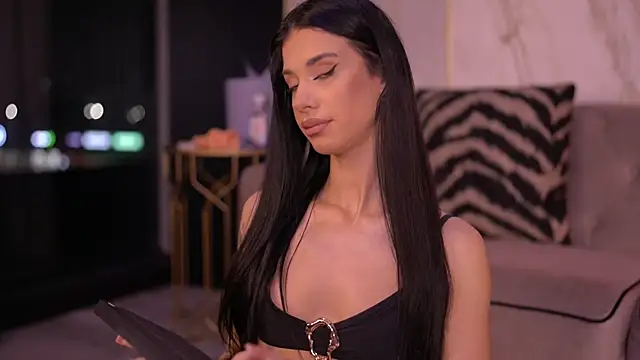 ArinaCarter online show from 12-01-25, 06:24