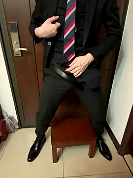 Snapshot of blaconeboy chatting on 11-13-25, 04:06 blaconeboy online show from 11-13-25, 04:06