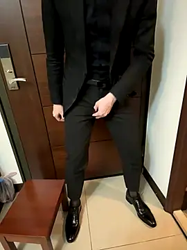 Snapshot of blaconeboy chatting on 11-27-25, 03:36 blaconeboy online show from 11-27-25, 03:36