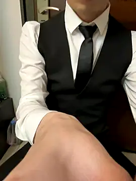 Snapshot of blaconeboy chatting on 12-05-25, 03:30 blaconeboy online show from 12-05-25, 03:30