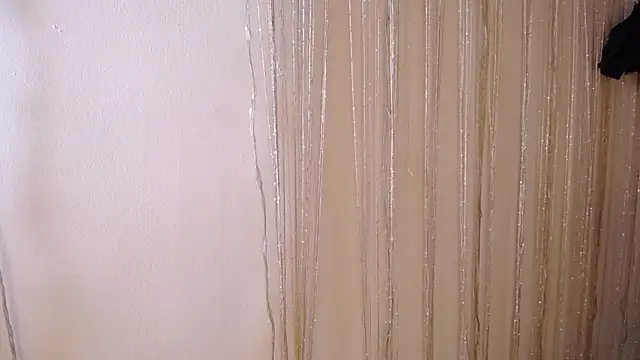 Snapshot of honeymoon_12 chatting on 10-28-25, 04:49 honeymoon 12 online show from 10-28-25, 04:49