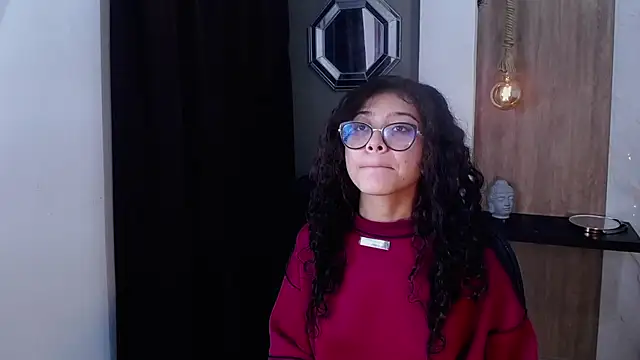 Snapshot of honeymoon_12 chatting on 11-07-25, 01:55 honeymoon 12 online show from 11-07-25, 01:55