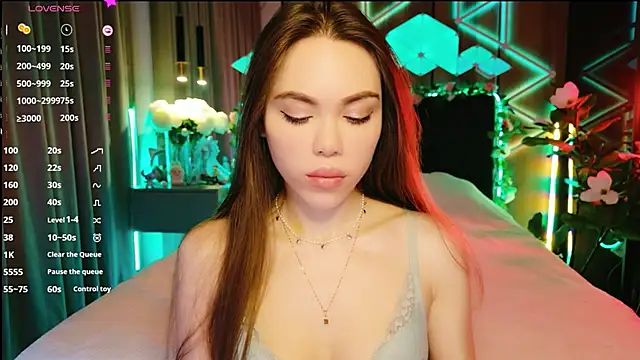 MimiFors online show from 10-11-25, 04:38