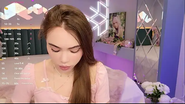 MimiFors online show from 04-12-26, 06:13