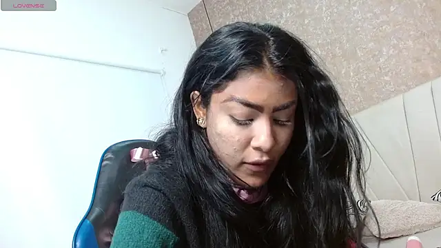 Snapshot of babilett chatting on 09-28-25, 11:37 babilett online show from 09-28-25, 11:37