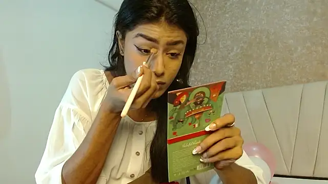 Snapshot of babilett chatting on 10-05-25, 11:52 babilett online show from 10-05-25, 11:52