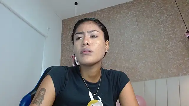 Snapshot of babilett chatting on 10-07-25, 12:02 babilett online show from 10-07-25, 12:02