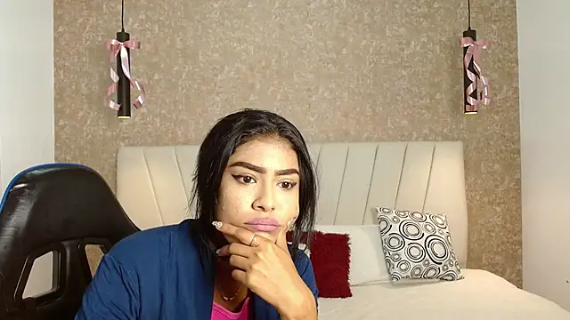 Snapshot of babilett chatting on 10-19-25, 11:33 babilett online show from 10-19-25, 11:33