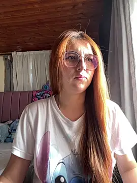CoraVibes online show from 05-15-26, 12:23