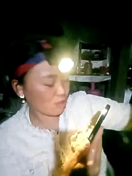 Snapshot of bany-xx chatting on 11-18-25, 09:14 bany-xx online show from 11-18-25, 09:14