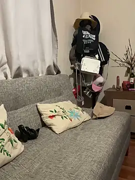 LaGueraDelMar online show from 10-11-25, 01:05