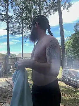 Snapshot of MrJones1313 chatting on 04-08-26, 05:35 MrJones1313 online show from 04-08-26, 05:35