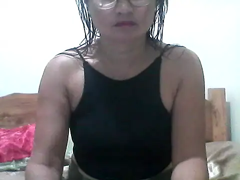 nathalie0045 online show from 06-15-26, 10:28
