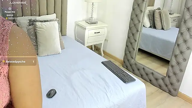 zusan king  online show from 10-20-25, 03:29