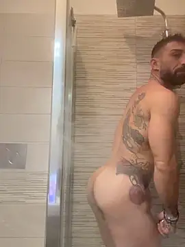 Snapshot of GmGit chatting on 11-15-25, 04:58 GmGit online show from 11-15-25, 04:58