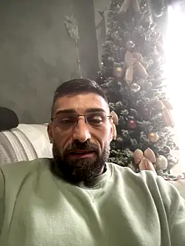 Snapshot of GmGit chatting on 12-04-25, 01:42 GmGit online show from 12-04-25, 01:42