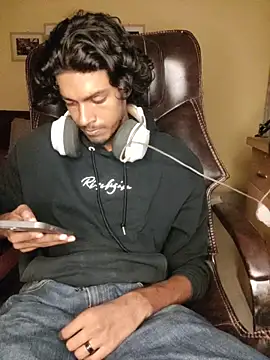 thecatfish online show from 11-12-25, 01:55