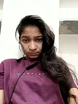 Snapshot of Hotty-sofiya chatting on 10-12-25, 04:11 Hotty-sofiya online show from 10-12-25, 04:11