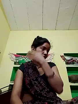 Snapshot of Seema_guptaji chatting on 06-04-26, 09:32 Seema guptaji online show from 06-04-26, 09:32