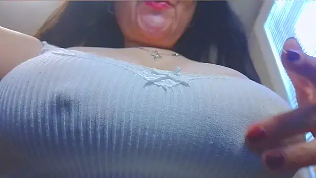 sharoldfox19 online show from 10-01-25, 05:30