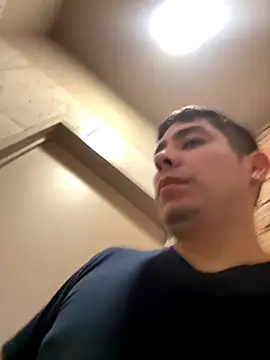 Snapshot of 9999Alez chatting on 10-31-25, 07:37 9999Alez online show from 10-31-25, 07:37