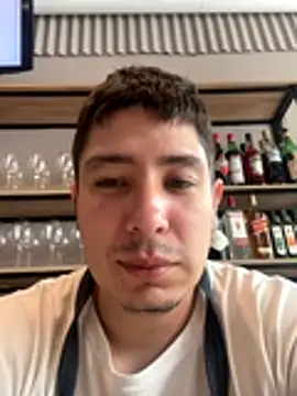 Snapshot of 9999Alez chatting on 12-22-25, 01:41 9999Alez online show from 12-22-25, 01:41