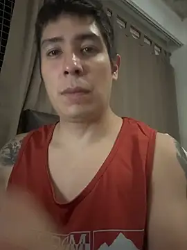 Snapshot of 9999Alez chatting on 02-10-26, 04:38 9999Alez online show from 02-10-26, 04:38