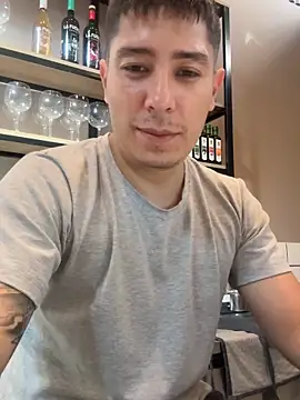 Snapshot of 9999Alez chatting on 02-12-26, 07:31 9999Alez online show from 02-12-26, 07:31