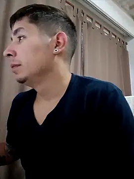 Snapshot of 9999Alez chatting on 02-17-26, 10:49 9999Alez online show from 02-17-26, 10:49