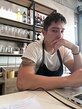 Snapshot of 9999Alez chatting on 03-02-26, 07:54 9999Alez online show from 03-02-26, 07:54