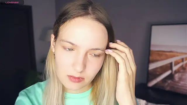 HongTomczak online show from 09-09-25, 06:35