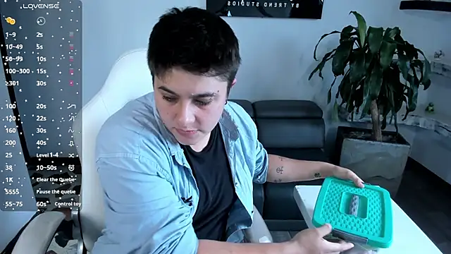 IanGilbert online show from 09-19-25, 08:09