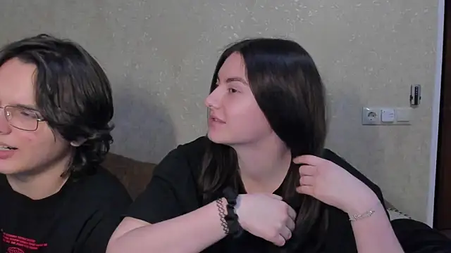 muuur fam online show from 01-11-26, 06:35