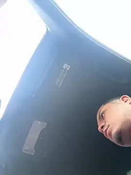 Snapshot of YadielPublic chatting on 03-04-26, 05:41 YadielPublic online show from 03-04-26, 05:41