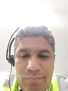 danigarci2307 online show from 11-29-25, 09:51