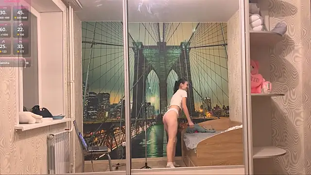 TianaWidell online show from 10-26-25, 01:39