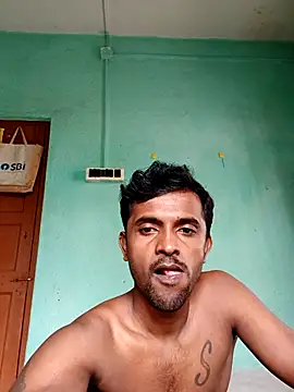 Snapshot of ShinuRoy chatting on 09-22-25, 05:20 ShinuRoy online show from 09-22-25, 05:20