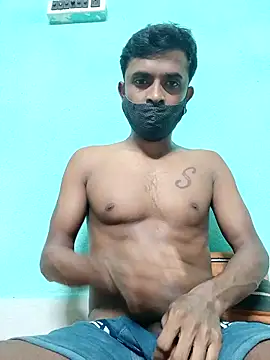 Snapshot of ShinuRoy chatting on 10-05-25, 04:27 ShinuRoy online show from 10-05-25, 04:27