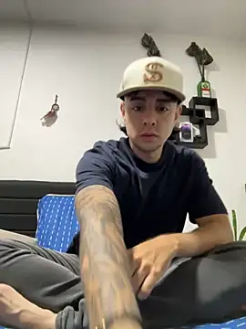 Snapshot of Jaguer2213 chatting on 09-26-25, 02:26 Jaguer2213 online show from 09-26-25, 02:26