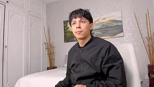 Tyler durten online show from 10-01-25, 02:39