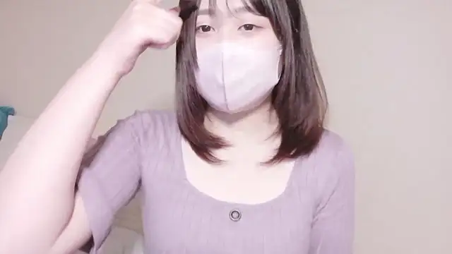 Snapshot of mi__san chatting on 05-28-26, 10:45 mi san online show from 05-28-26, 10:45