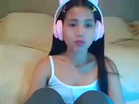 Snapshot of AnnewithanE chatting on 09-17-25, 03:08 AnnewithanE online show from 09-17-25, 03:08