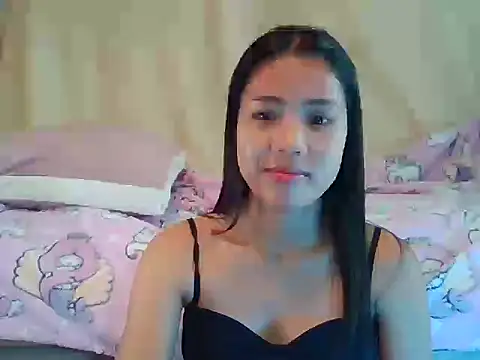 Snapshot of AnnewithanE chatting on 10-20-25, 04:46 AnnewithanE online show from 10-20-25, 04:46