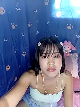 Snapshot of AnnewithanE chatting on 10-30-25, 06:37 AnnewithanE online show from 10-30-25, 06:37